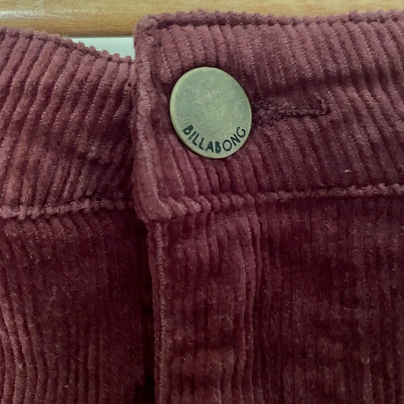 Billabong Red High Rise Corduroy Mini Skirt | Size 26 Waist - Picture 4 of 7